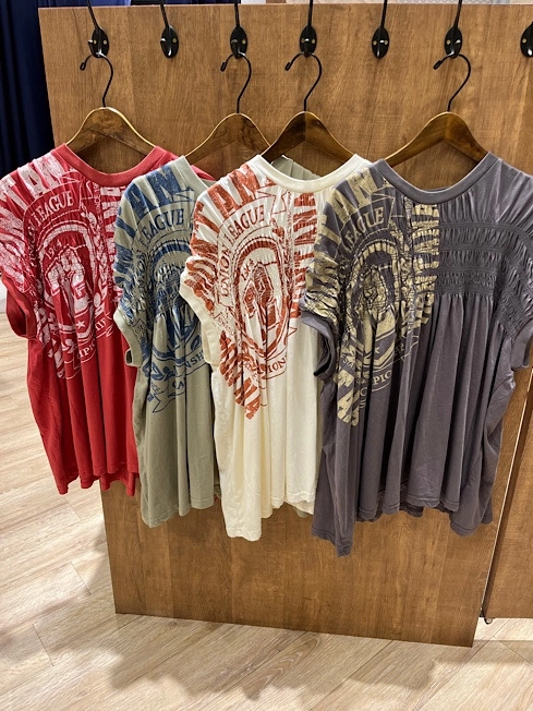 多摩平店おすすめＴシャツ&秋新作パンツコーデ