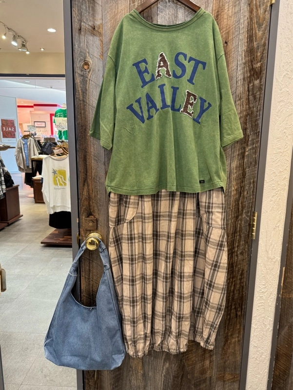 〇21/-天竺ケミカル加工 ロゴパッチTシャツ〇