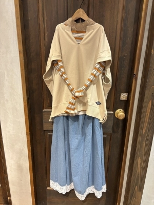 裏毛衿ぐりスリットベスト⭐︎