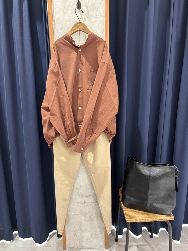 シンセティックレザー ハーフショルダーバッグ