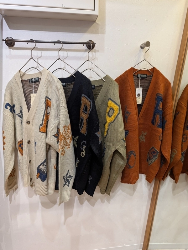 アクリルジャガードガレッジモチーフカーディガン