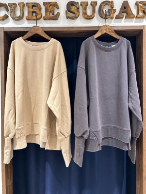 裏毛パウダー加工プルオーバー