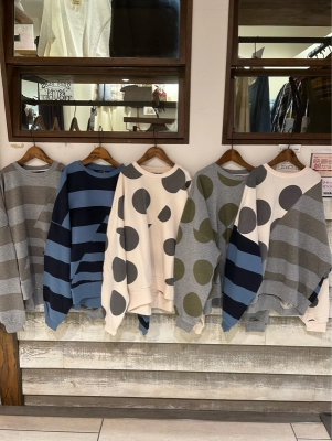 新作トップス！