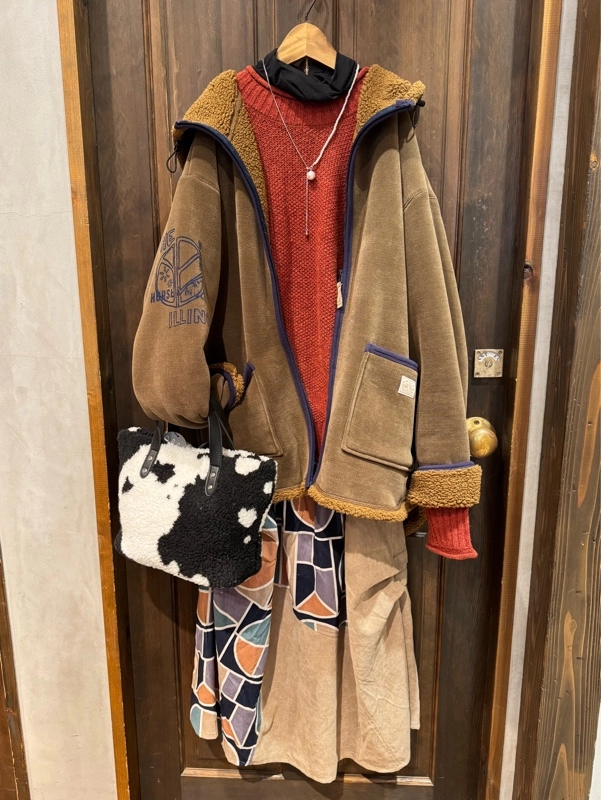 裏ボアベロアスピンドルZIPパーカー