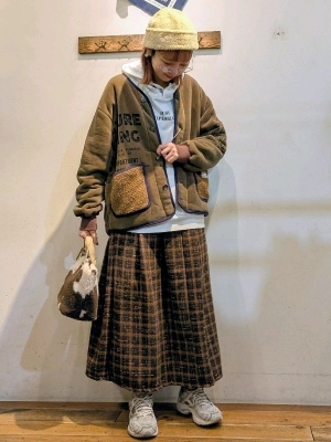 秋冬の淡色コーデ