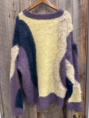 ループヤーン×シャギーヤーンランダムストライプニット!