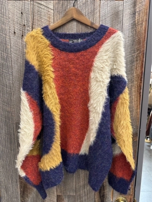 ループヤーン×シャギーヤーンランダムストライプニット!