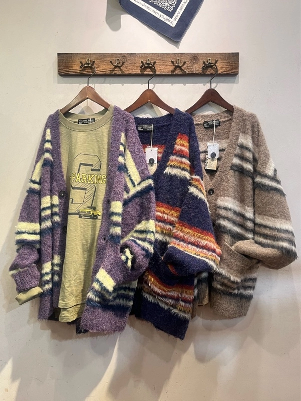 マルチボーダーニットVネックカーディガン