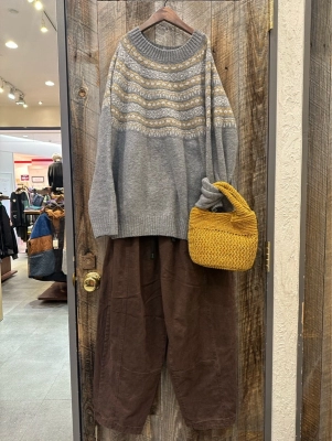 求心ニットラグランプルオーバー