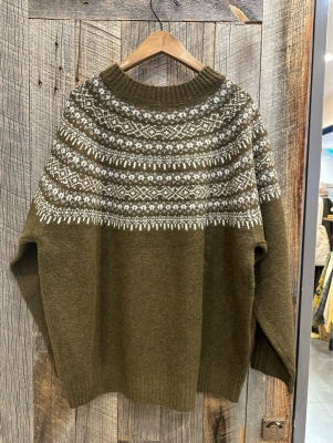 求心ニットラグランプルオーバー