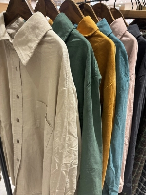 細コーデュロイ レギュラーシャツ