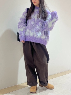 シャギーニットは一枚でおしゃれ