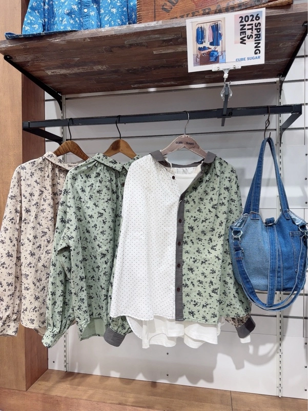 ツイルプリントギャザーシャツ☆