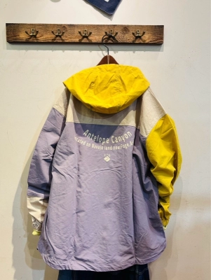 ナイロン撥水加工マウンテンパーカー