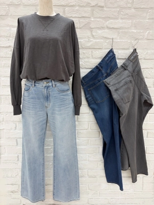 ストレートデニム☆