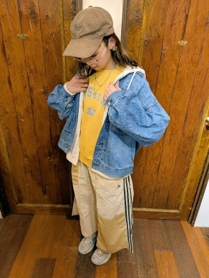 デニムジャケットコーデ