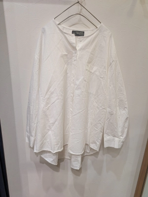 ノーカラーBigシャツ