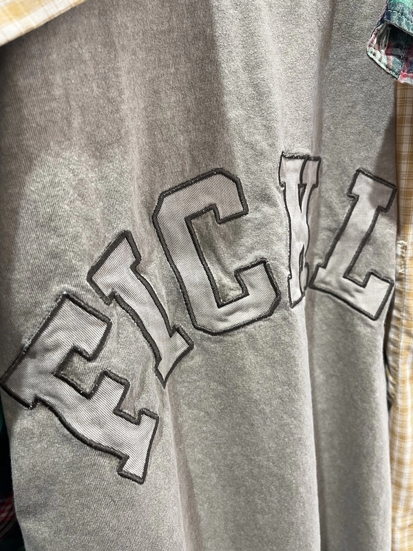 ピグメント染ロゴT