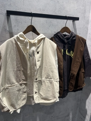 フード付きTシャツ