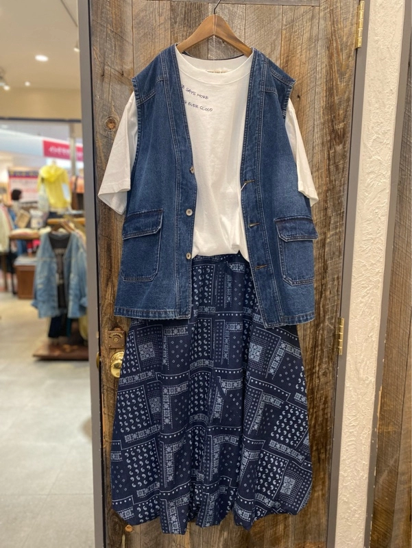 天竺パウダー加工衿刺繍Ｔシャツ