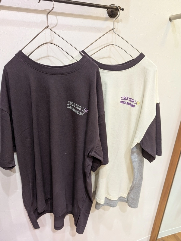 OE天竺汗染み防止加工　Flowerプリント&刺繍Tシャツ