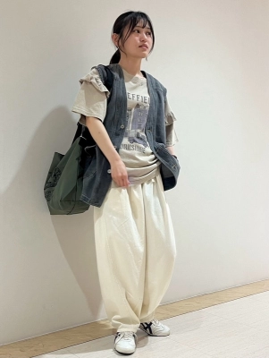 らくゆるっとパンツ