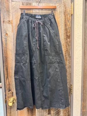 ライトツイル×ミニヘリンボーンペンキ飛ばしリメイク風スカート