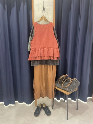 トンプキン天竺ケミカル加工ペンキ飛ばしプリントT