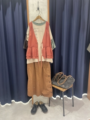 トンプキン天竺ケミカル加工ペンキ飛ばしプリントT