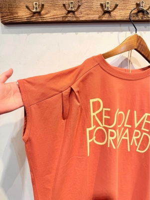 接触冷感タック入りTシャツ