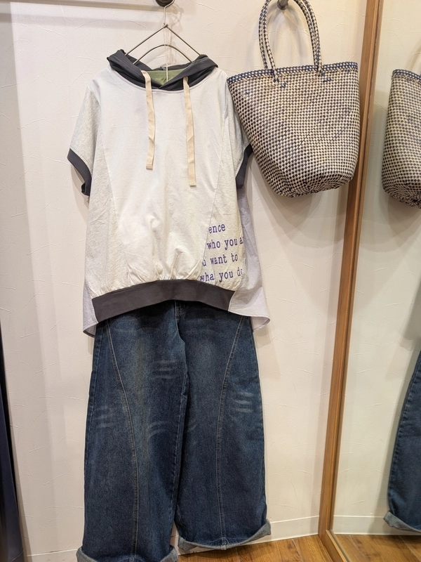 フレンチスリーブBigPOパーカー