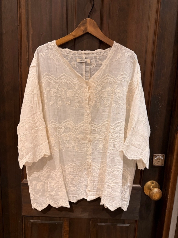 花柄刺繍7分袖ブラウス☆