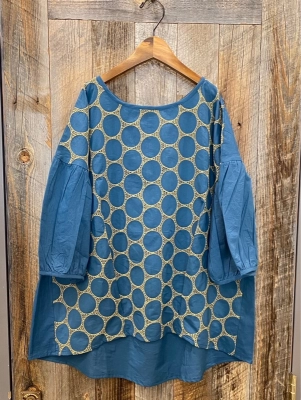インドキャンブリックドット刺繍タック入りプルオーバー