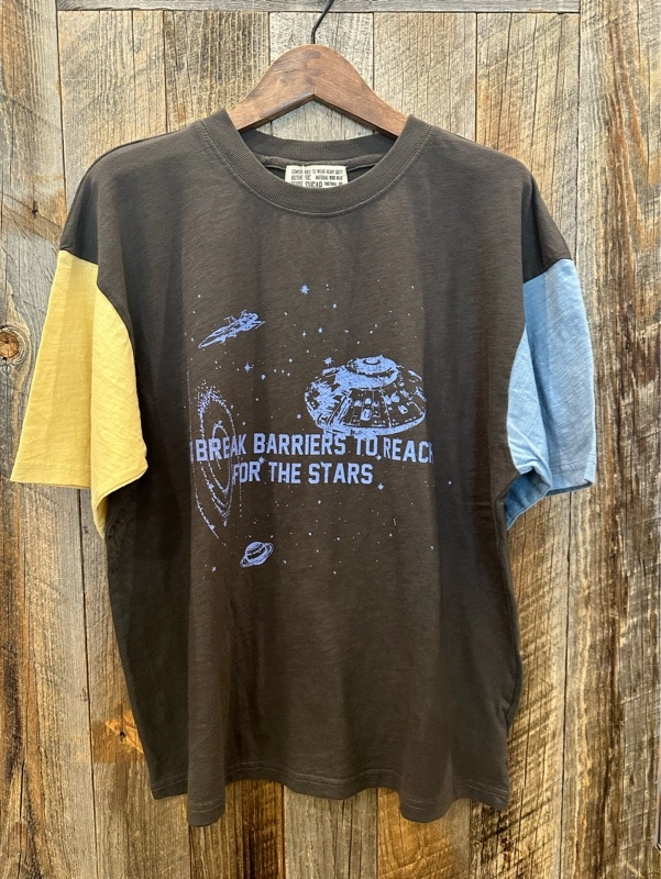 スラブ天竺univarseプリントTシャツ