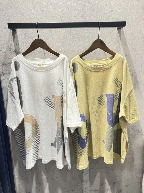 可愛いロゴT♡