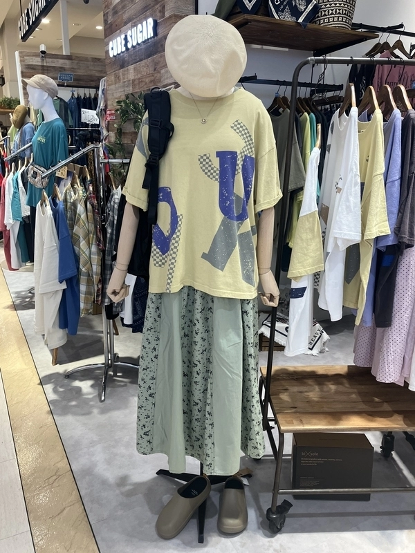 可愛いロゴT♡