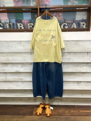 バック刺繍ポケットTシャツ