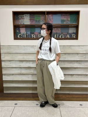 フード付きシャツ