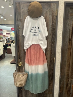フロッキープリントレギュラーTシャツ