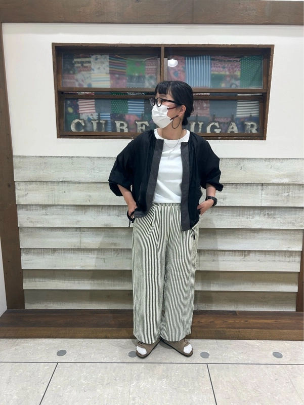 ストライプパンツ