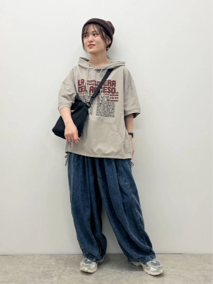 半袖パーカーコーデ