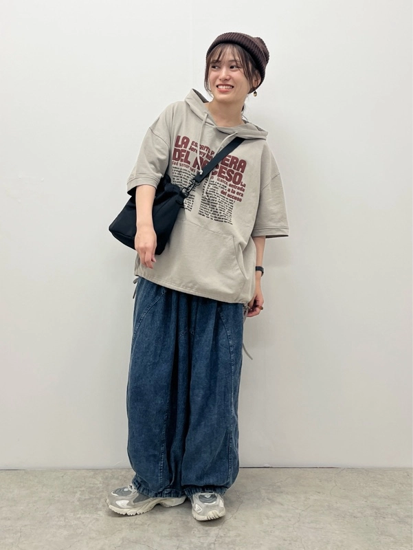 半袖パーカーコーデ