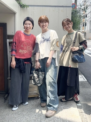 PEANUTSコラボTシャツ