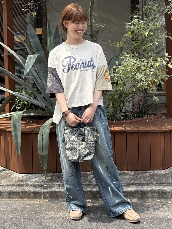 PEANUTSコラボTシャツ