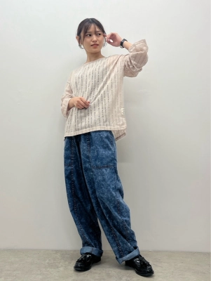 シアーニットコーデ