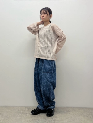 シアーニットコーデ