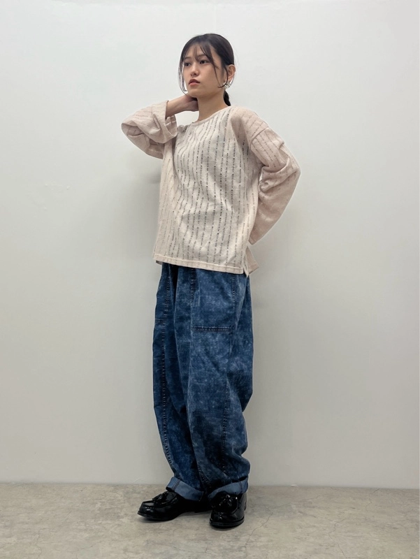 シアーニットコーデ