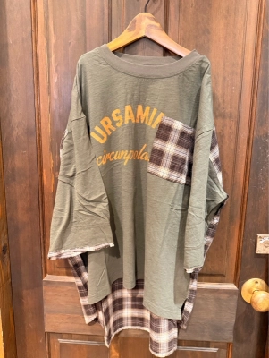 チェックポケ付リメイク風プルオーバー⭐︎