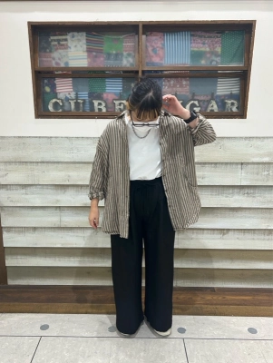 ストライプシャツ