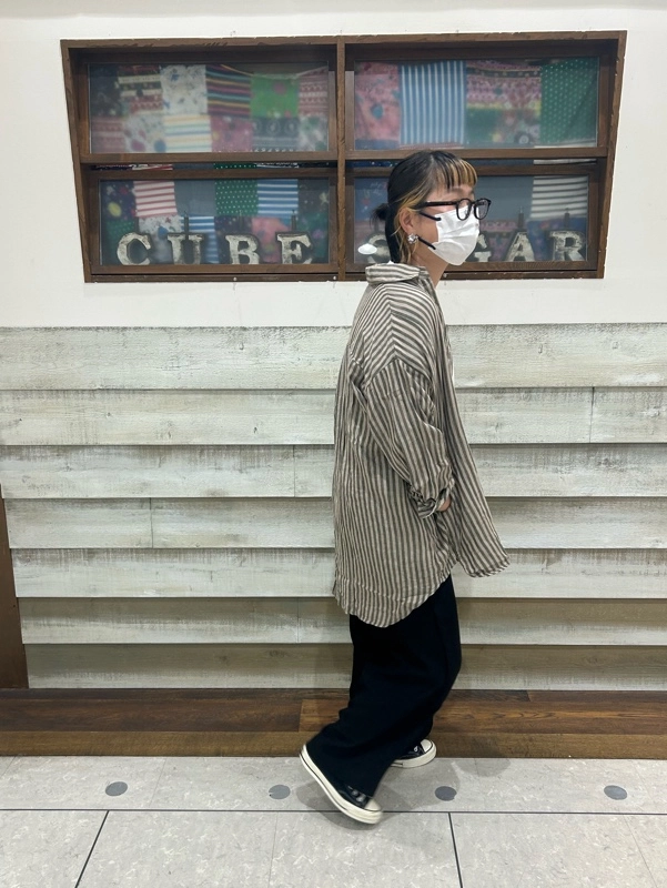 ストライプシャツ